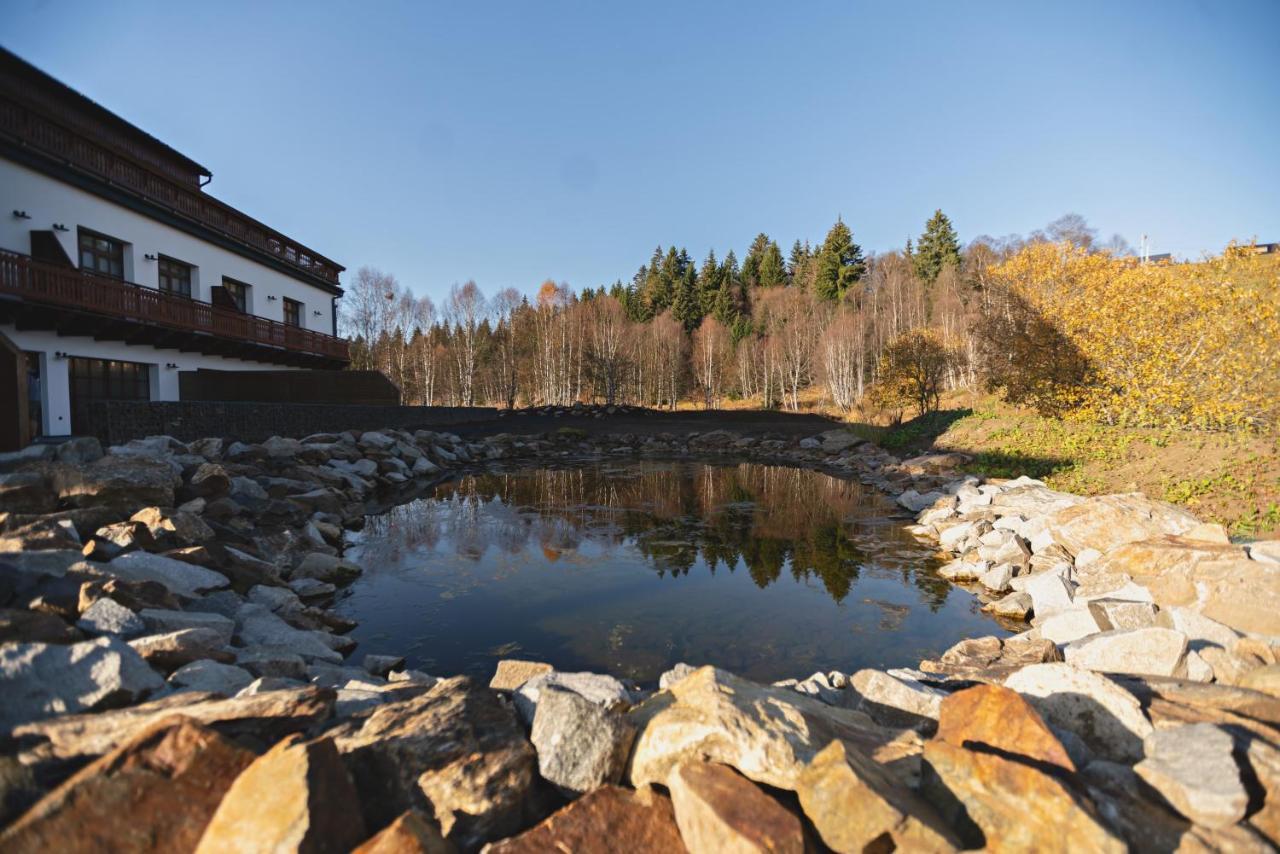 Strunzova Pila Kvilda Apartman 308 Luaran gambar